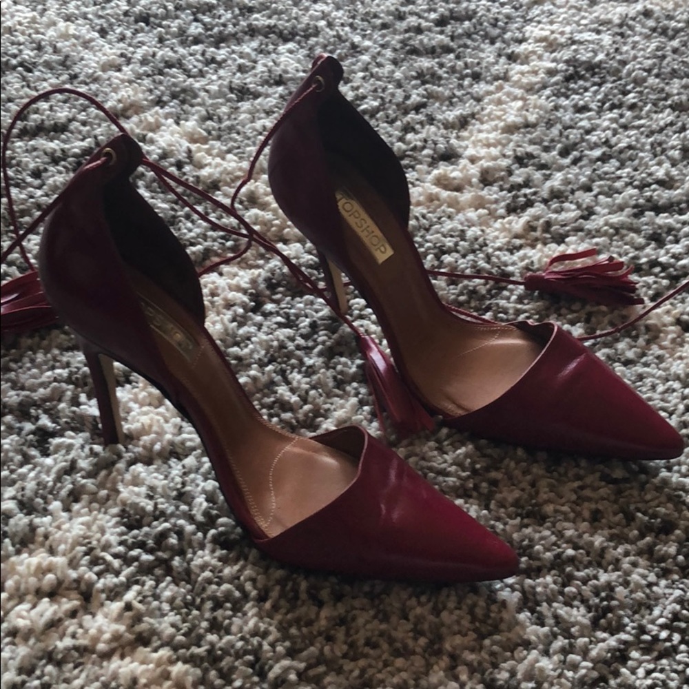 Red heels - Picture 2 of 3